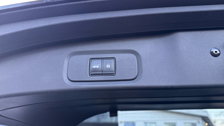 Nissan Qashqai 1.3 DiG-T MH 158 Tekna 5dr Xtronic Petrol Hatchback